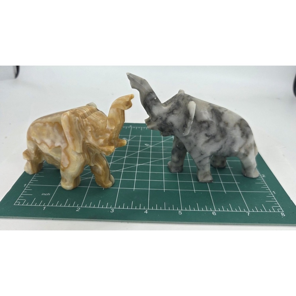 Set of 2 Vintage Carved Onyx Elephant Figurines Marble Stone Hand Carved 1.4 lbs